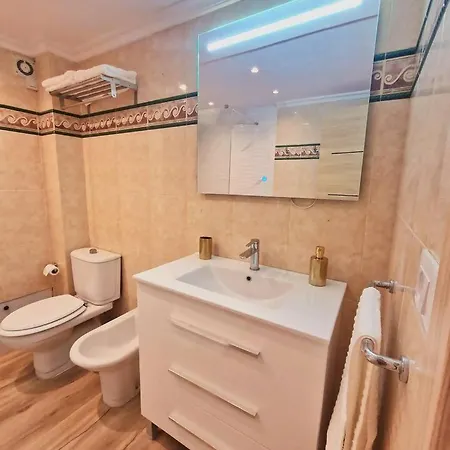 Chabos Vialia Ave Flats Appartamento *