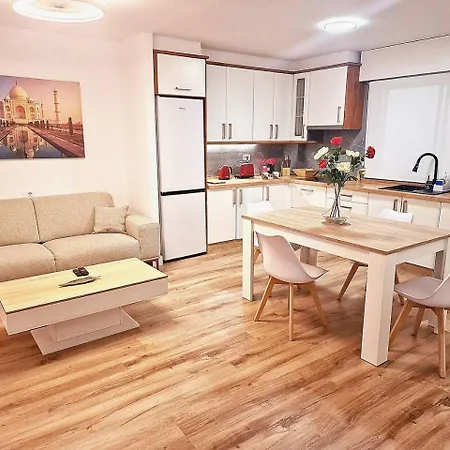 公寓 Chabos Vialia Ave Flats *